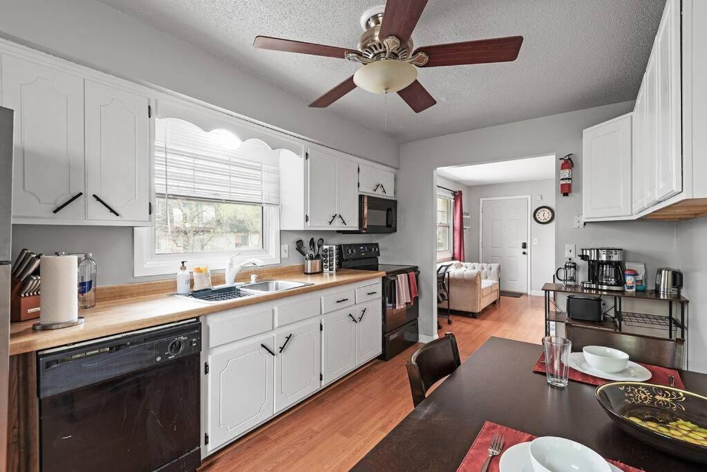 Tranquil 2br Mpls - 8075 3 Minneapolis